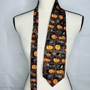 Museum Artifacts Hand Made All Silk Pumpkin Theme Halloween Necktie 58"
